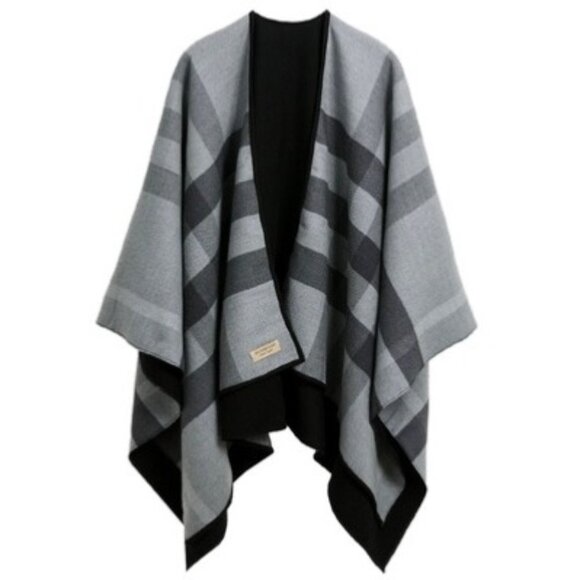 Burberry Charlotte Reversible Solid to Check Wool Cape Charcoal 140*140 - Picture 1 of 8